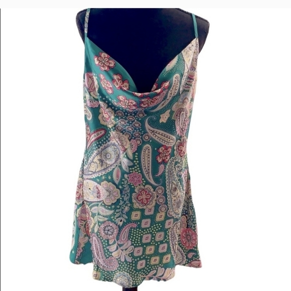 Paisley Slip Mini Dress And Headscarf Set - Picture 5 of 8